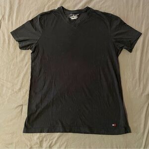 Tommy Hilfiger v-neck t-shirt sz men’s medium
